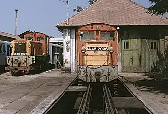 Deux Mk 48 au dépôt (2001).