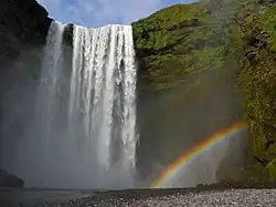 La cascade Skógafoss.