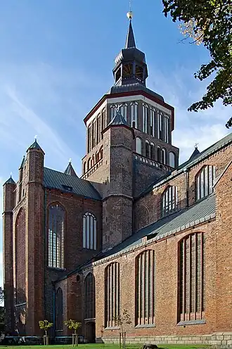 Croisée du massif occidentale et de la nef.