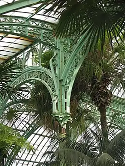 Intérieur des serres royales de Laeken.