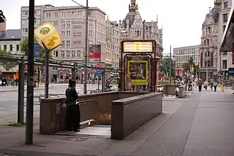 Image illustrative de l’article Opera (prémétro d'Anvers)