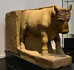 Pied de table culte dans le Dolichenum du château de Zugmantel