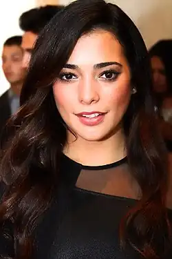 Natalie Martinez interprète Dayna Jurgens