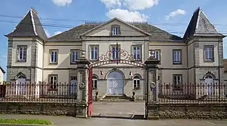 Ancienne mairie-école.