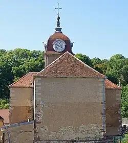 Vue arrière de l'église.