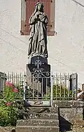 Statue de la Vierge.