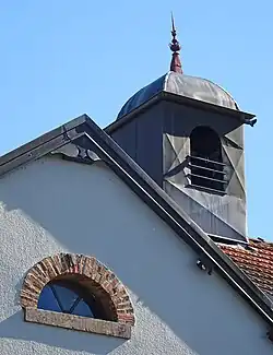 Clocher comtois, mairie.