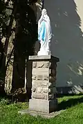 Statue de la Vierge.