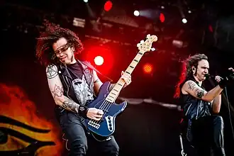 Description de cette image, également commentée ci-après