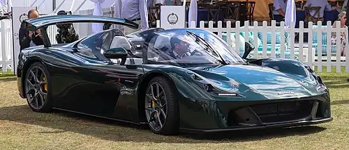 Dallara Stradale spider (avec aileron arrière).