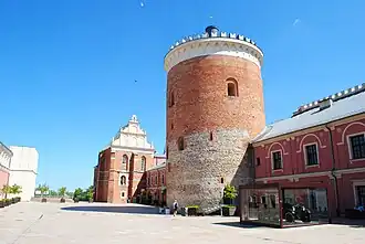 Chapelle de la Sainte Trinité et Donjon.