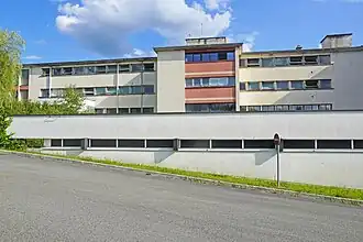 Le bâtiment de 1957.