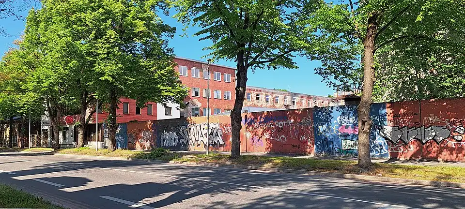 Bâtiment 29, ancienne usine textile.