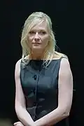 Kirsten Dunst dans le rôle de Lee Smith.