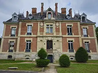 Vue rapprochée de la façade nord-ouest, en juillet 2024.