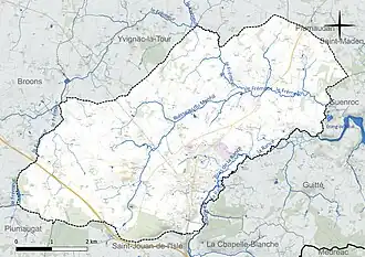 Carte en couleur présentant le réseau hydrographique de la commune