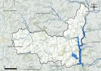 Carte en couleur présentant le réseau hydrographique de la commune