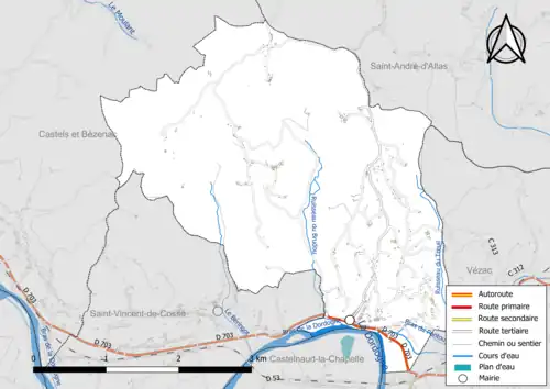 Carte en couleur présentant le réseau hydrographique de la commune