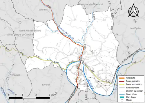 Carte en couleur présentant le réseau hydrographique de la commune