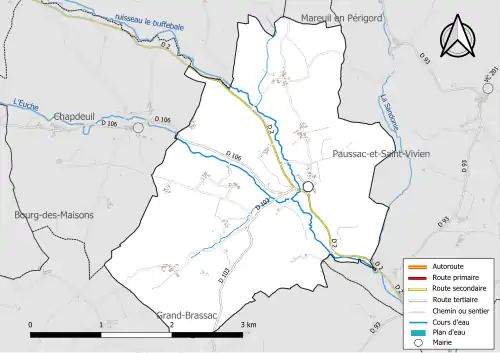Carte en couleur présentant le réseau hydrographique de la commune