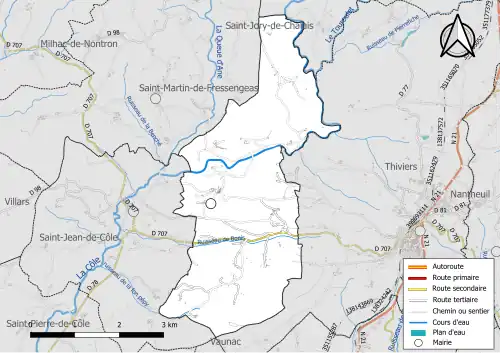 Carte en couleur présentant le réseau hydrographique de la commune