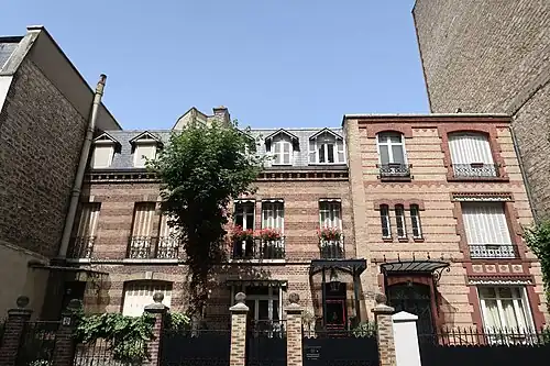 Maisons aux nos&nbsp;26-28 bis.