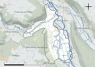 Carte en couleur présentant le réseau hydrographique de la commune