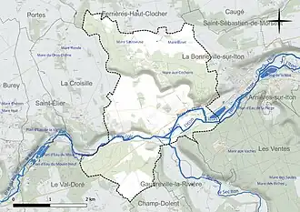 Carte en couleur présentant le réseau hydrographique de la commune