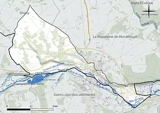 Carte en couleur présentant le réseau hydrographique de la commune