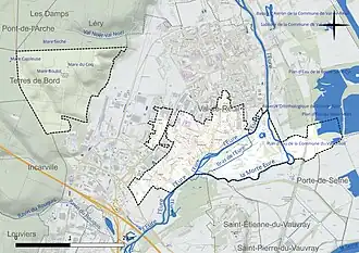 Carte en couleur présentant le réseau hydrographique de la commune