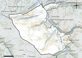Carte en couleur présentant le réseau hydrographique de la commune