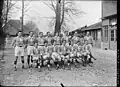 Guichemerre (debout, 4e à gauche) en équipe de France avant le match contre l'Angleterre, pour le Tournoi 1921.