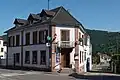 28 rue de la gare (1860) : ancien restaurant Baumgartner puis le Bar Joe depuis 1947, Joe Bar depuis 2022
