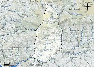 Carte en couleur présentant le réseau hydrographique de la commune