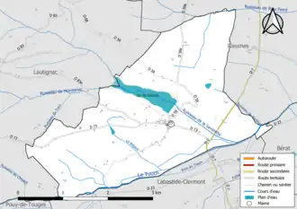 Carte en couleur présentant le réseau hydrographique de la commune
