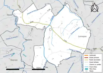 Carte en couleur présentant le réseau hydrographique de la commune