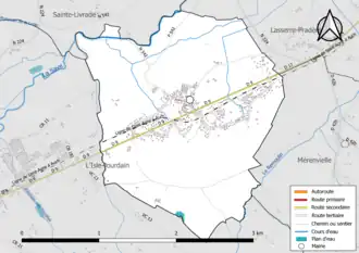 Carte en couleur présentant le réseau hydrographique de la commune