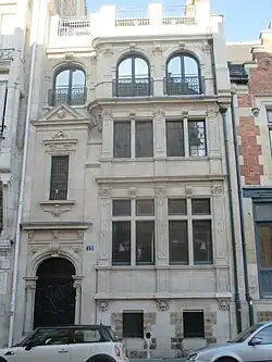 Hôtel particulier au no&nbsp;32.
