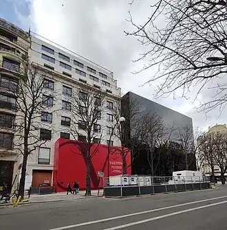 Nos&nbsp;35-37, avenue Montaigne (mars 2023).