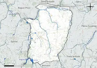 Carte en couleur présentant le réseau hydrographique de la commune