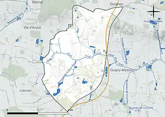 Carte en couleur présentant le réseau hydrographique de la commune