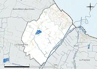 Carte en couleur présentant le réseau hydrographique de la commune