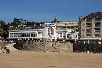 Description de cette image, également commentée ci-après