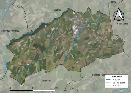 Vue aérienne du territoire communal.