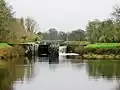 L'écluse de Créharer (écluse no&nbsp;160 du canal de Nantes à Brest), située à proximité de la « Grande Tranchée » de Glomel.