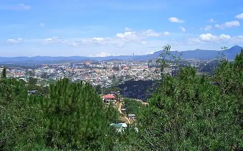 Vue sur Đà Lạt.