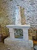 Chapelle de Guicquelleau, statue d'une Vierge à l'Enfant.