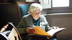 Photo de la donatrice à Dastum