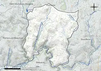 Carte en couleur présentant le réseau hydrographique de la commune