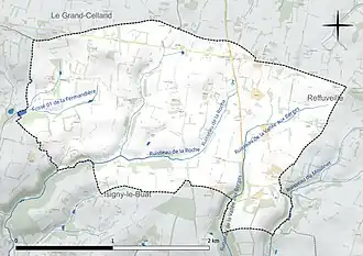 Carte en couleur présentant le réseau hydrographique de la commune